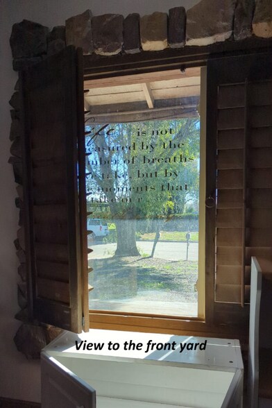 Building Photo - 12690 Woodward Dr