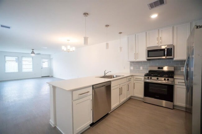 Building Photo - 1107 Rustic Willow Dr