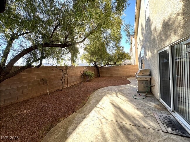 Building Photo - 9145 Murmuring Tide Ave