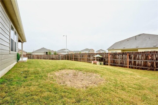 Building Photo - 15400 Summer Ray Dr