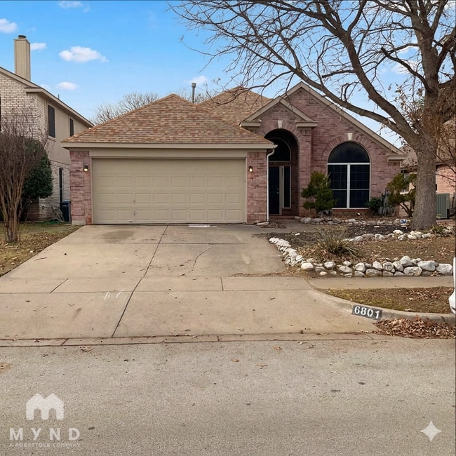 Building Photo - 6801 Amberdale Dr