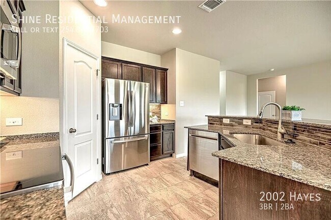 Building Photo - 2002 Hayes-