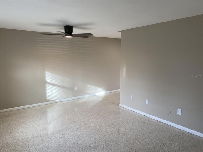 Building Photo - 5333 Olive Ave