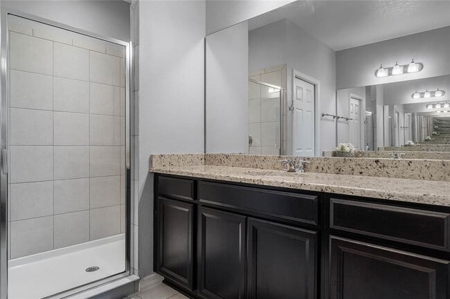 Building Photo - 610 Fortanini Cir