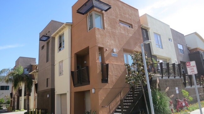 Building Photo - 5405 W 149th Pl