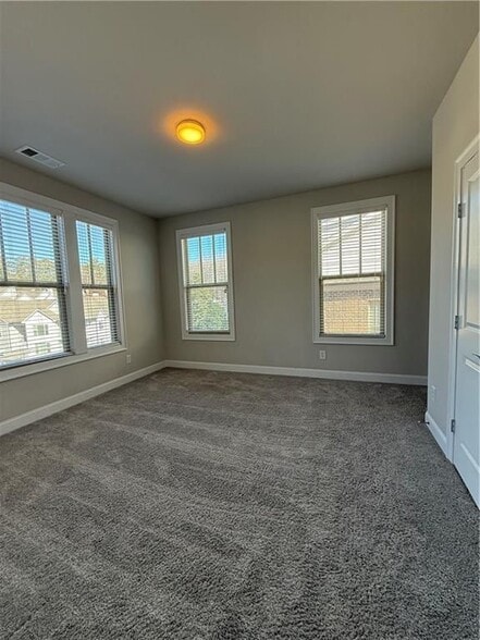 Building Photo - 251 Franklin Rd