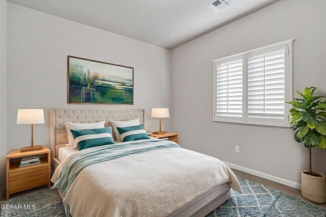 Building Photo - 6061 Cinnamon Pk St