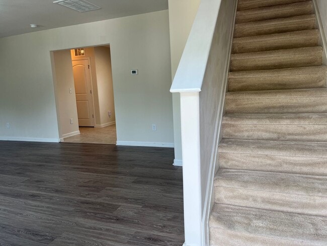 Building Photo - Charming Knightdale Residence, Available Now!