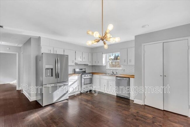 Building Photo - 511 E 32nd St