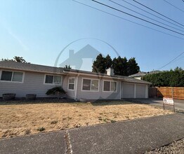 Building Photo - Single Level House-