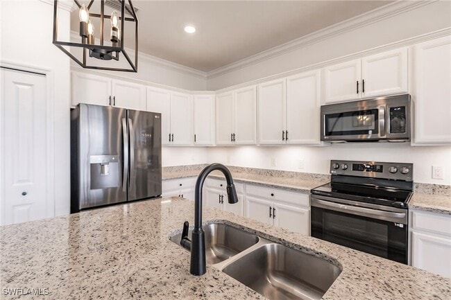 Building Photo - 14599 Cantabria Dr