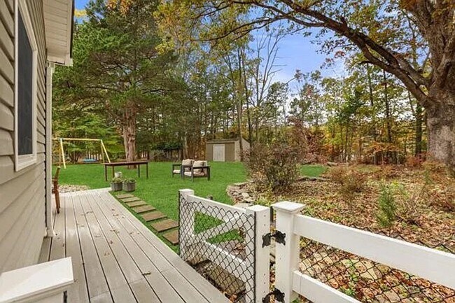 Building Photo - Charming 4BR Ranch with Garage in Jackson Cul-de-Sac