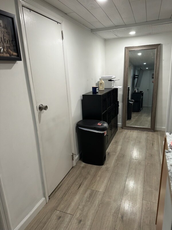 Building Photo - 3527 Mallard Rd