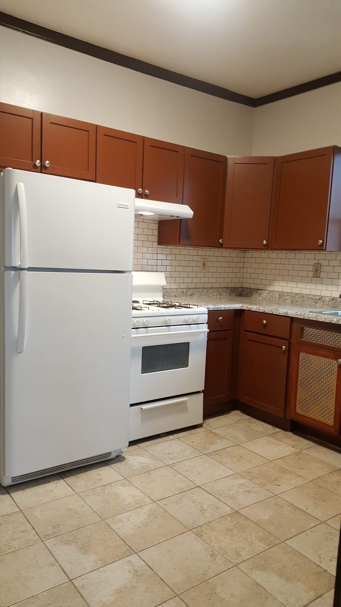 kitchen - 3300 1st Ave S