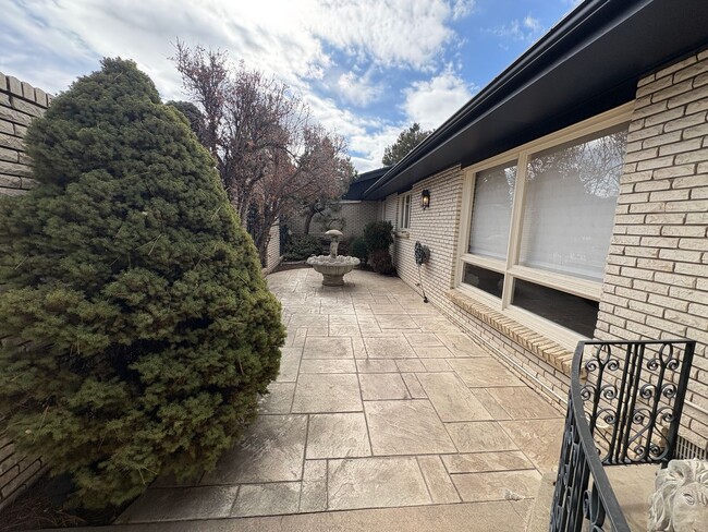 Building Photo - Gorgeous 4 bed 5 bath Luxury rental in Cherry Hills Village!