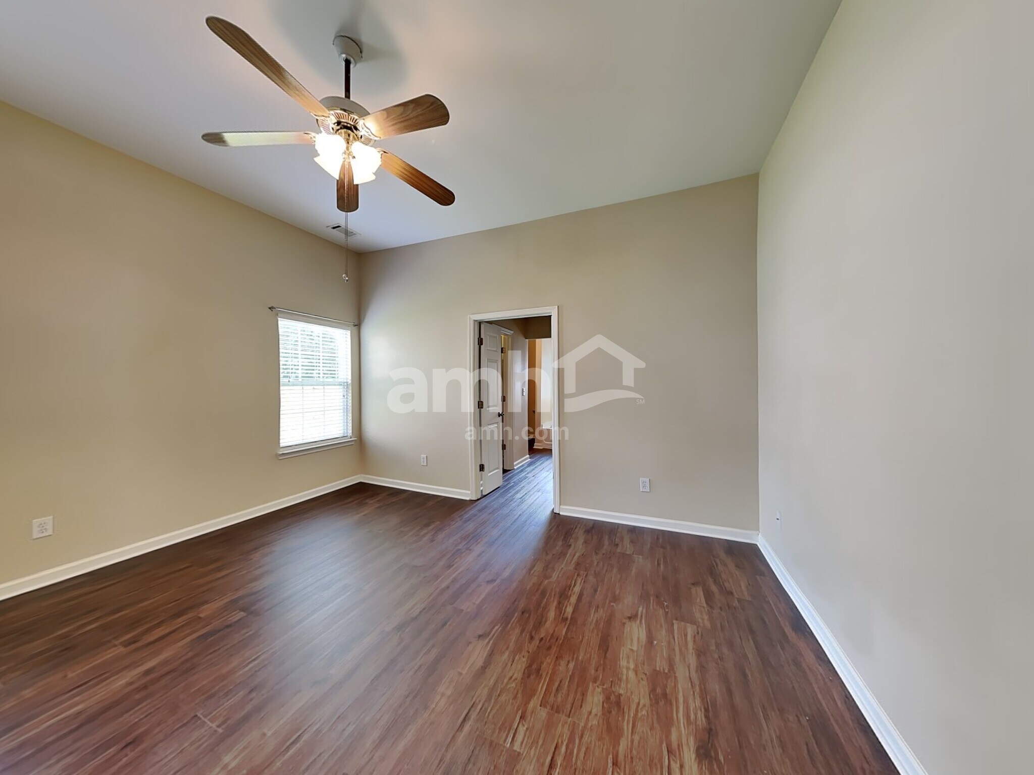 Building Photo - 12 Comesee Ct