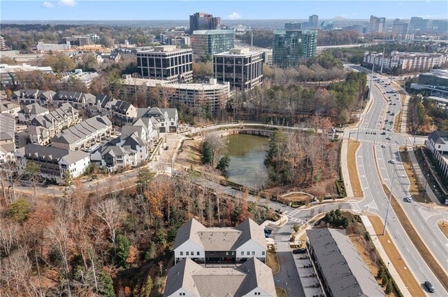 Building Photo - 6529 Beacon Dr