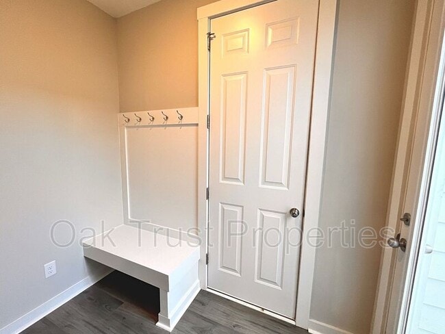 Building Photo - 117 Summer Tanager Dr