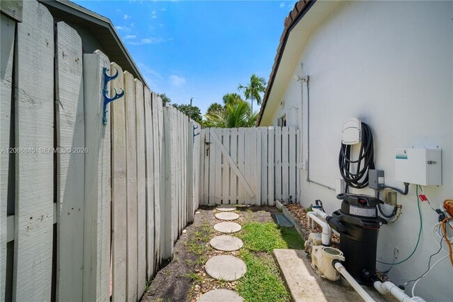 Building Photo - 4241 NW 9th Ct