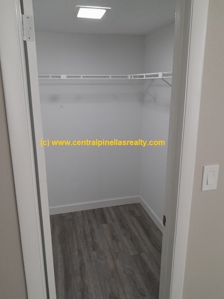 Building Photo - 2400 Winding Creek Blvd