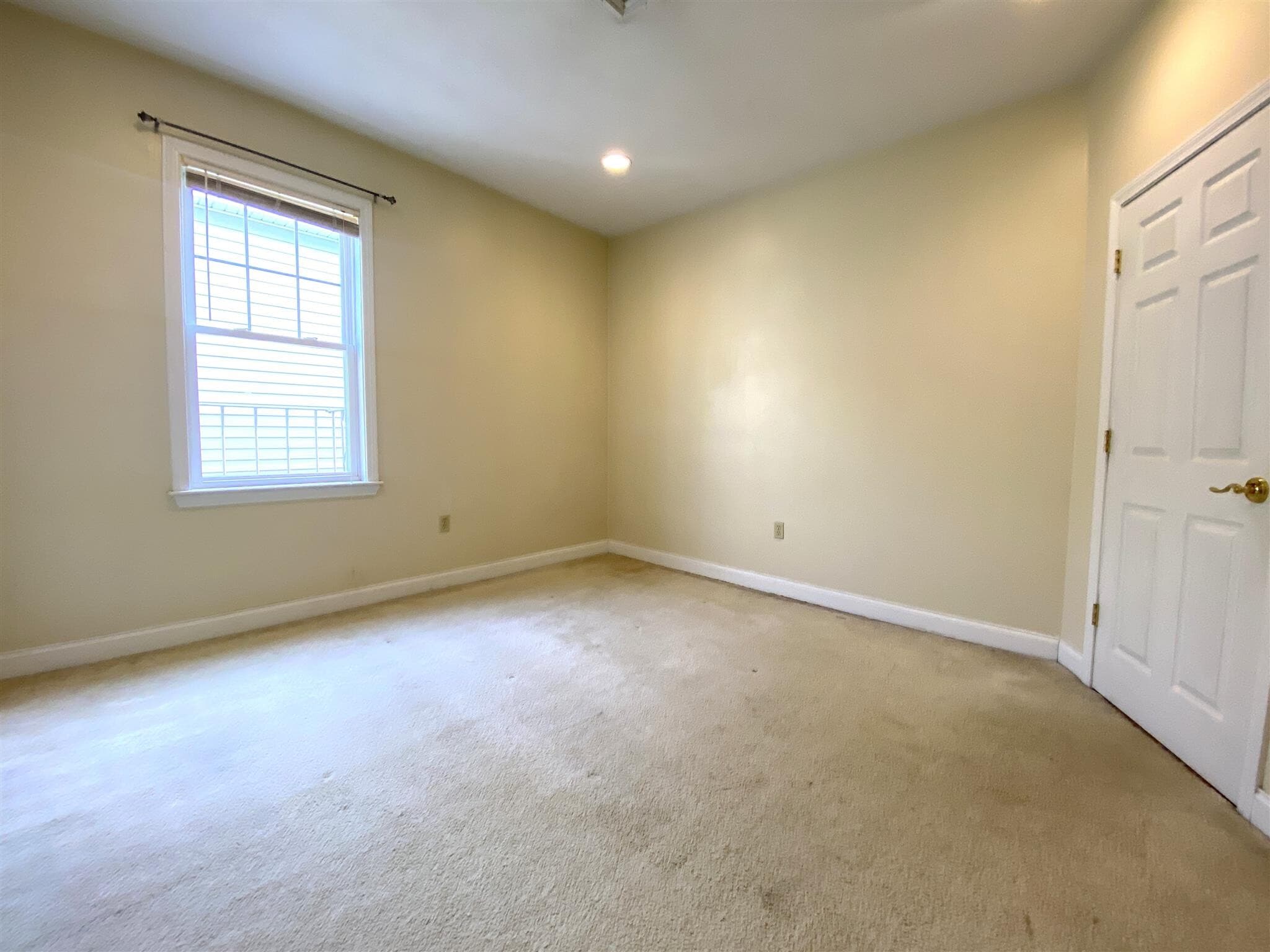 Building Photo - 454 Green St