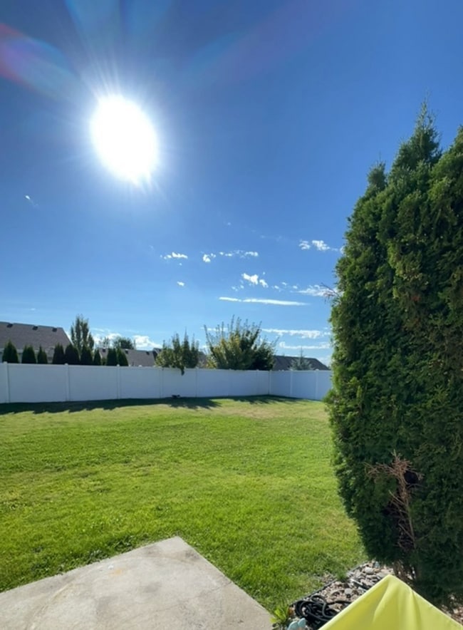 Building Photo - RANCH STYLE DUPLEX (P#461)