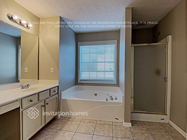 Building Photo - 1218 Everwood Dr SW