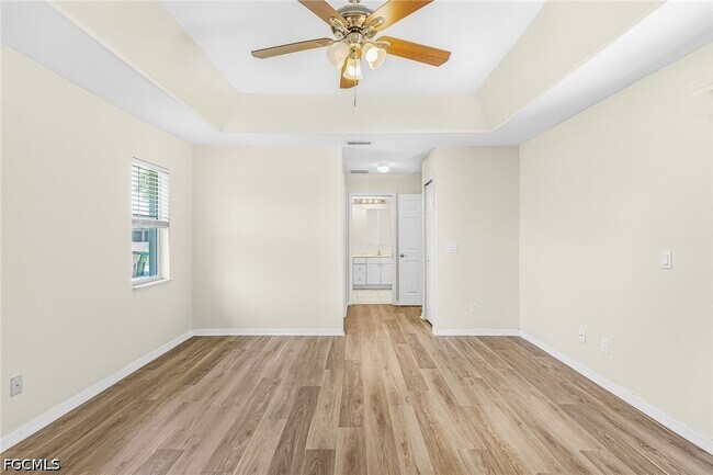Building Photo - 5215 SW 16th Pl