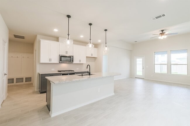 Building Photo - 3409 Ovids Orchard Dr