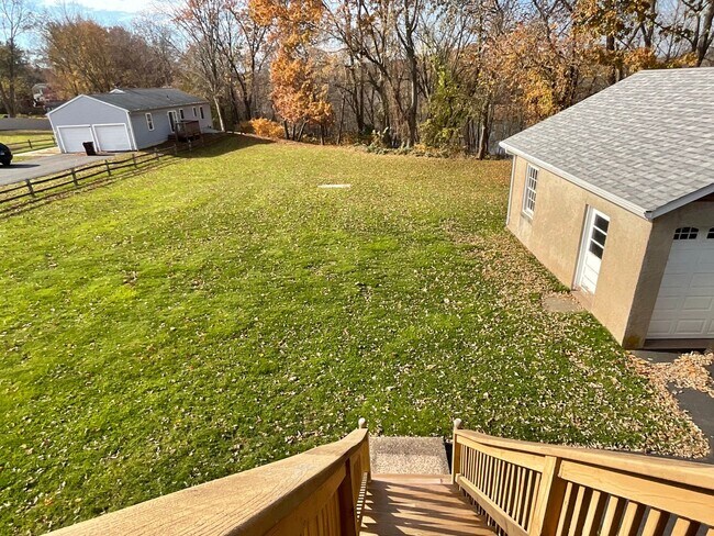 Building Photo - 141 Johnson St