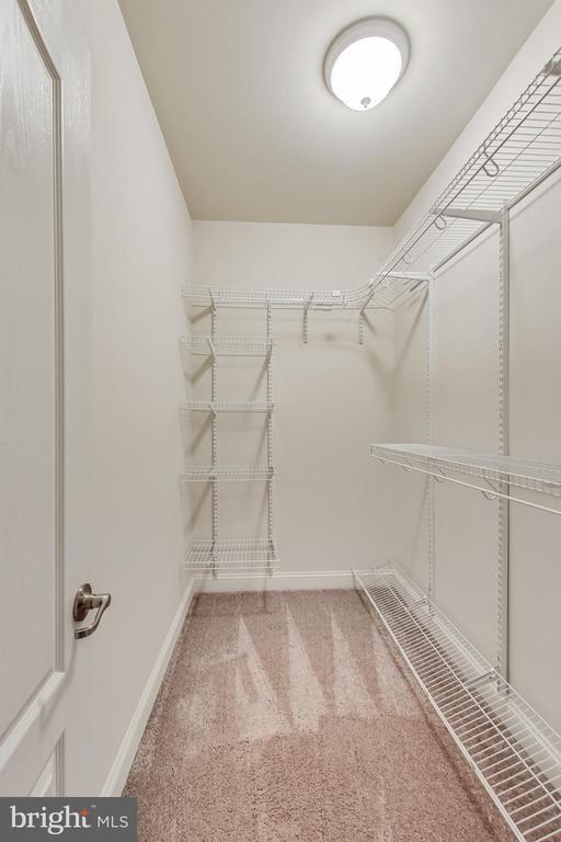 Building Photo - 605 Fair Winds Way