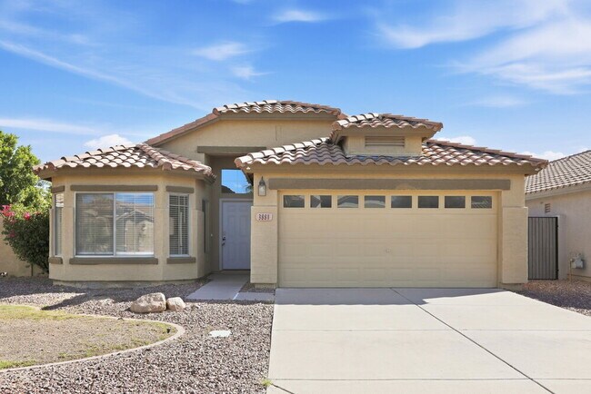Building Photo - 3881 E Wyatt Way