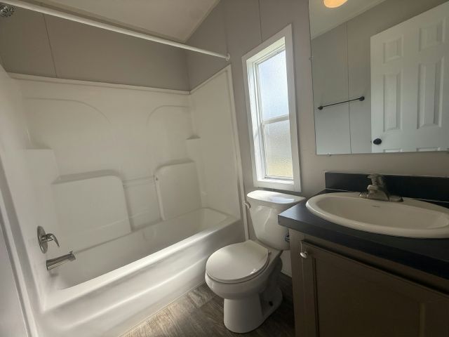 Building Photo - 9711 Polak Dr