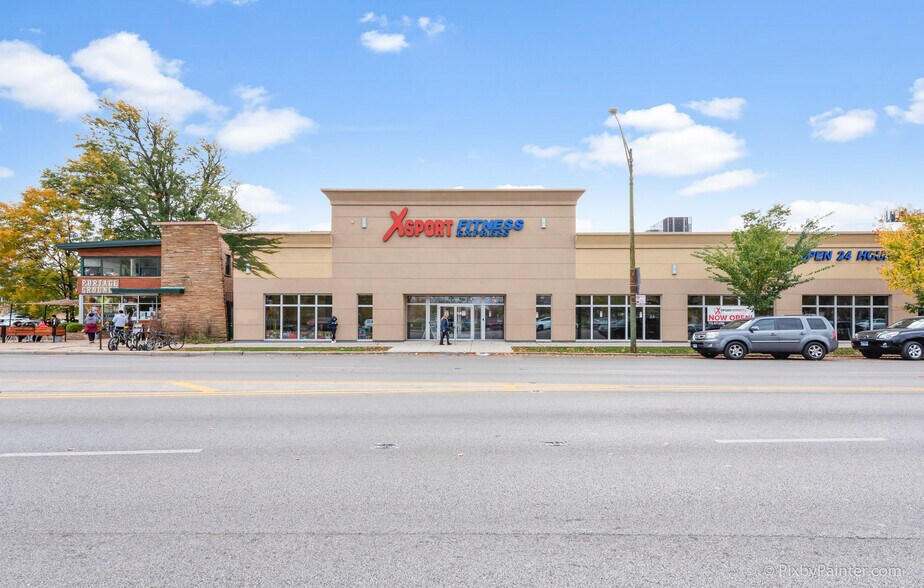 Building Photo - 5530 W Dakin St