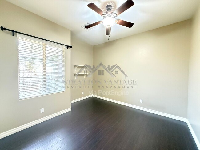 Building Photo - 4032 S Pleasant Pl