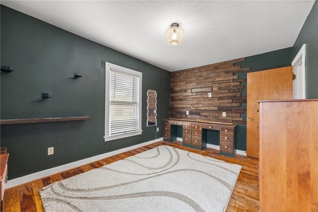 Building Photo - 373 Genesee St