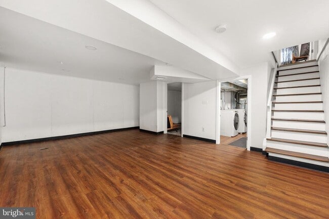 Building Photo - 4321 Palmetto St