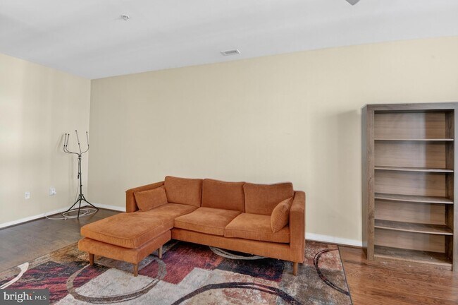 Building Photo - 6506 America Blvd