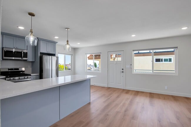 Building Photo - Malaga-GJA