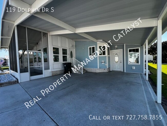 Building Photo - 119 Dolphin Dr S