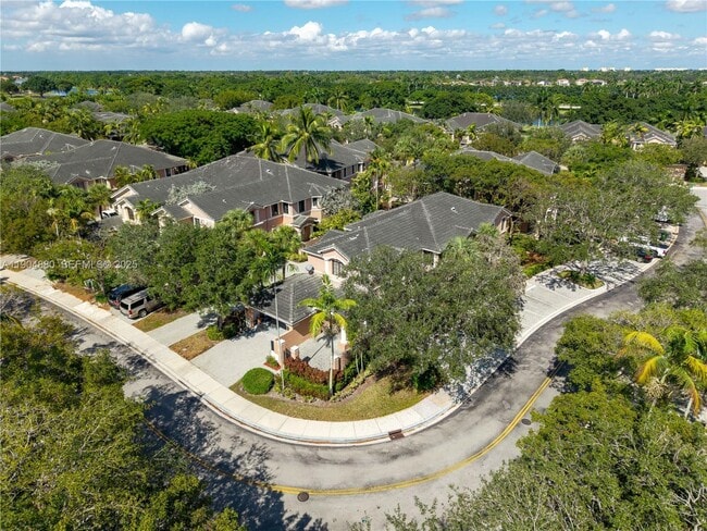 Building Photo - 2790 Center Ct Dr