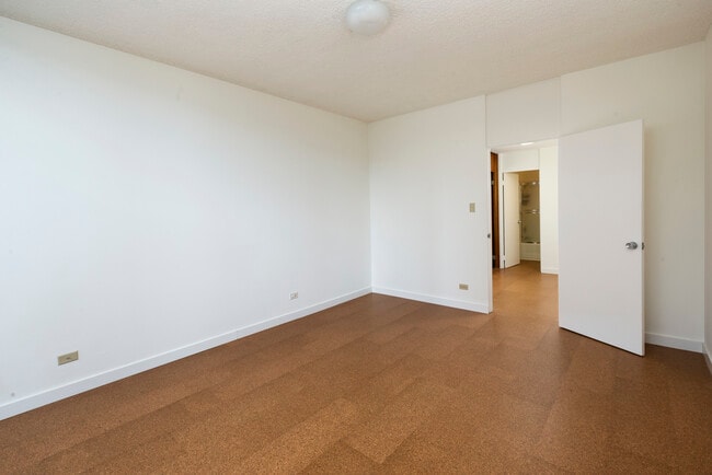 Building Photo - 1333 Jones St