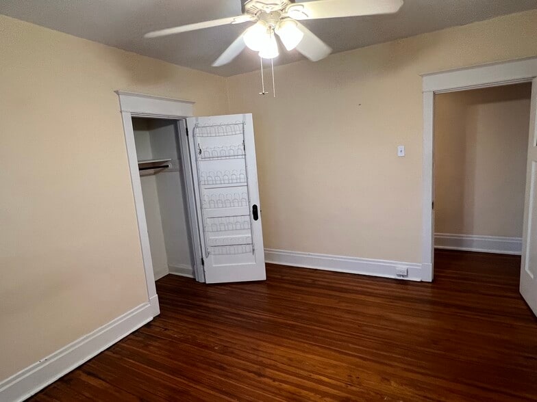 Bedroom - 1613 Buena Vista St