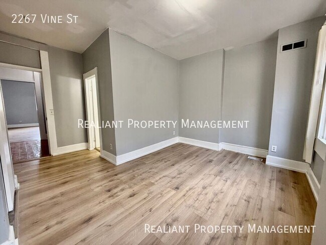 Building Photo - 2267 Vine St