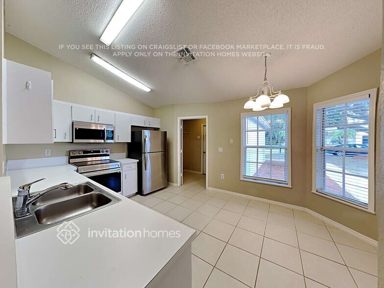 Building Photo - 2830 Timbercrest Pl