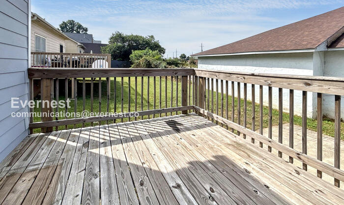 Building Photo - 679 Smith St SW