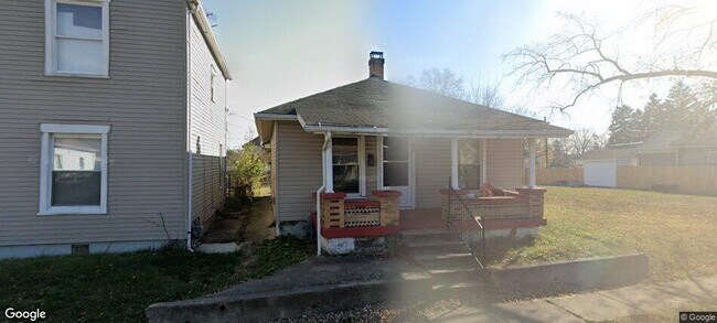 Primary Photo - 954 Gard Ave