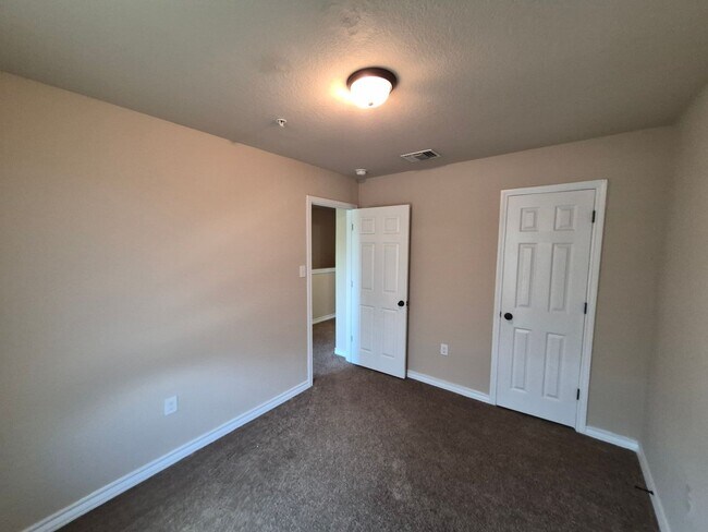Building Photo - 6311 Attucks Ln