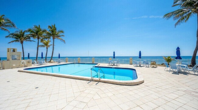 Building Photo - 3475 S Ocean Blvd