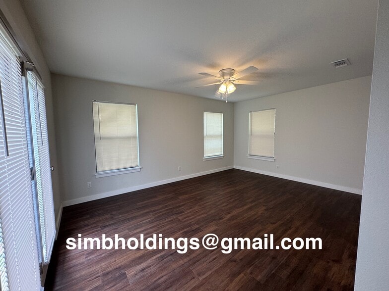 Building Photo - 2830 Colorado Ave